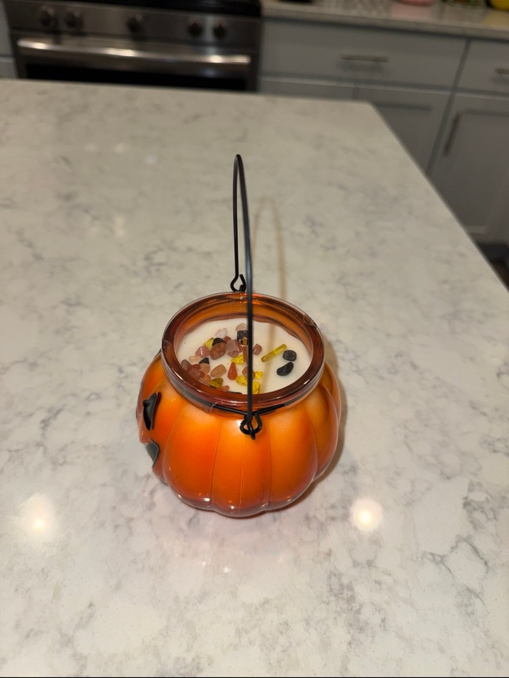 New Halloween Pumpkin Candle Jar with Crystals - Picture 6 of 6